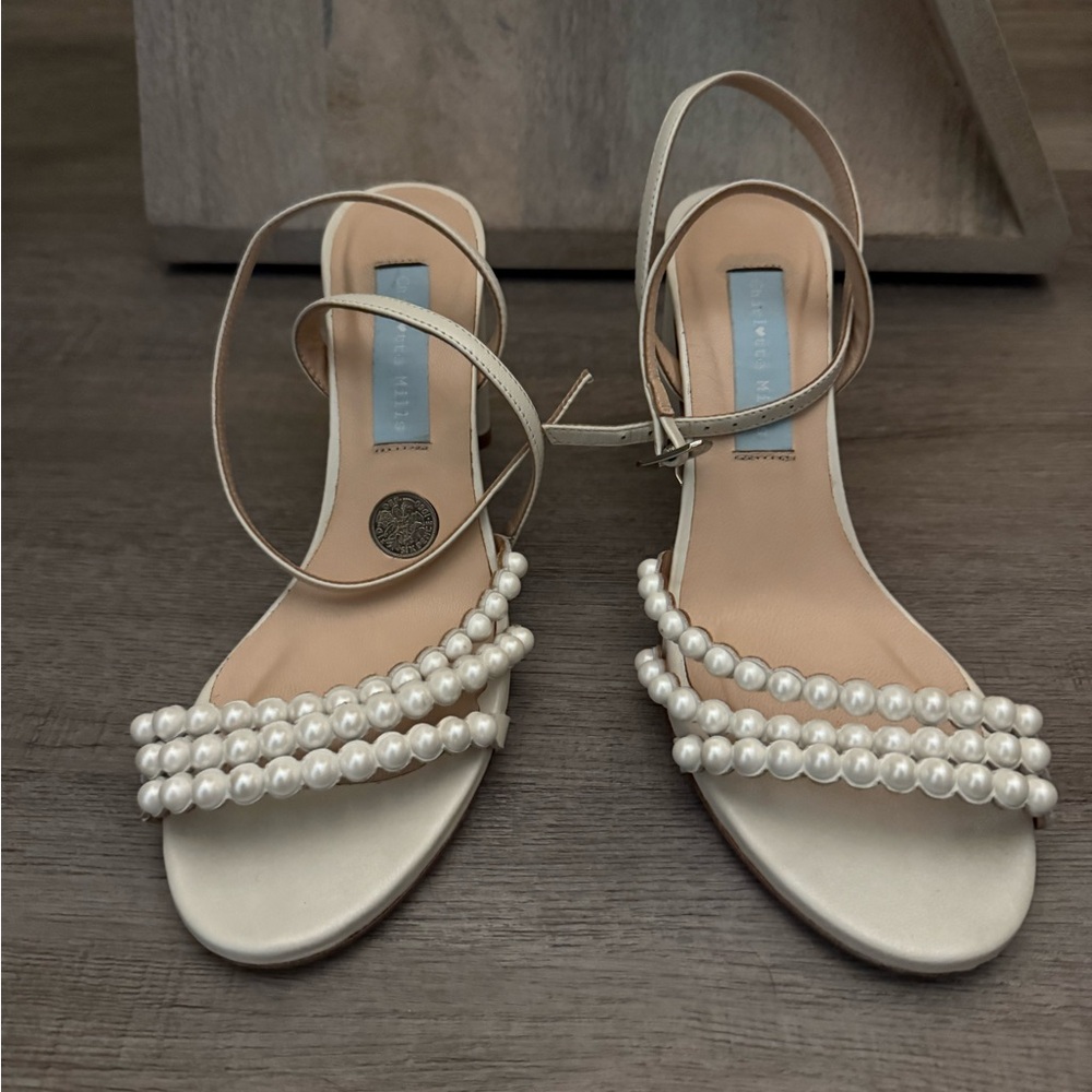 Elegant White Pearl Strap Sandals